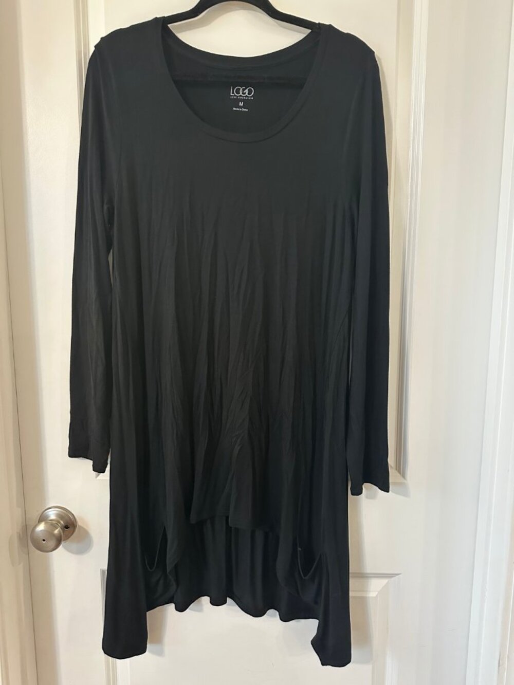 LOGO Lori Goldstein Black High-Low Hem Tunic — Women's M, Pockets, Very Good